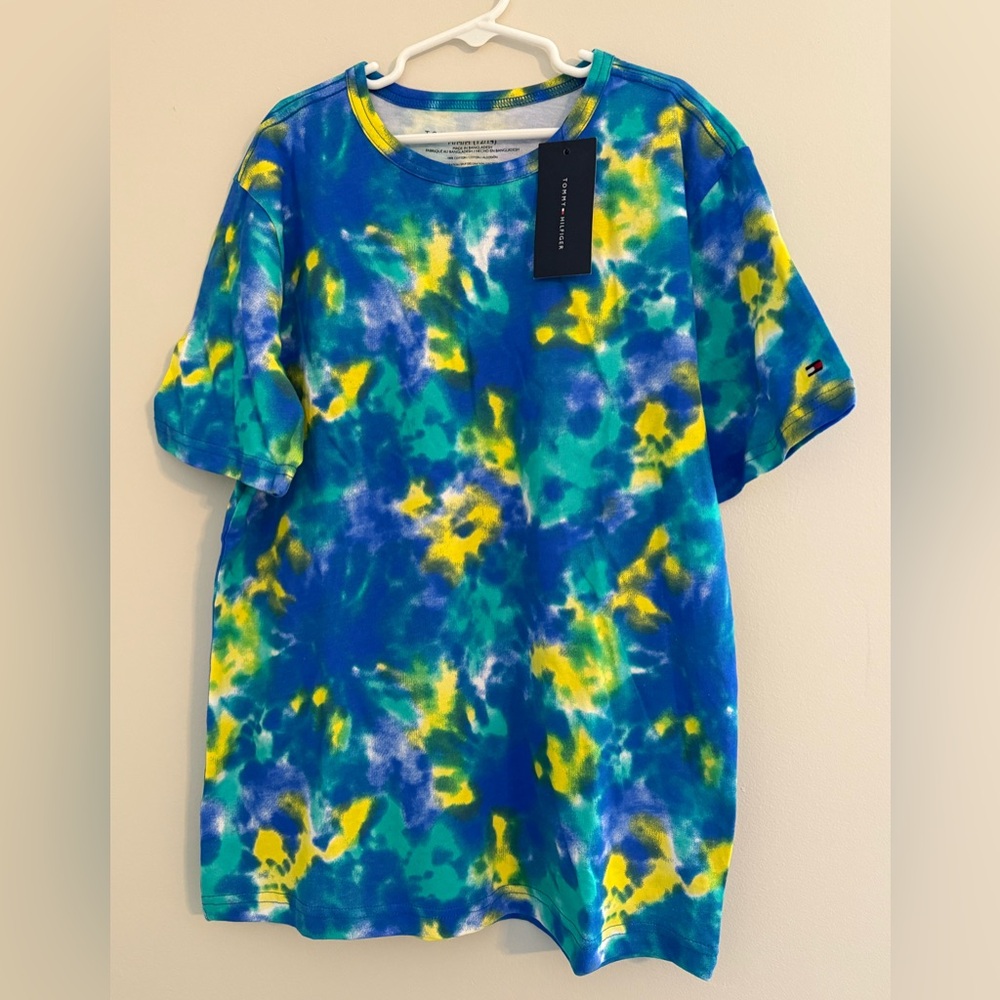 Tommy Hilfiger Short Sleeve Tie Dye Shirt. Size M.